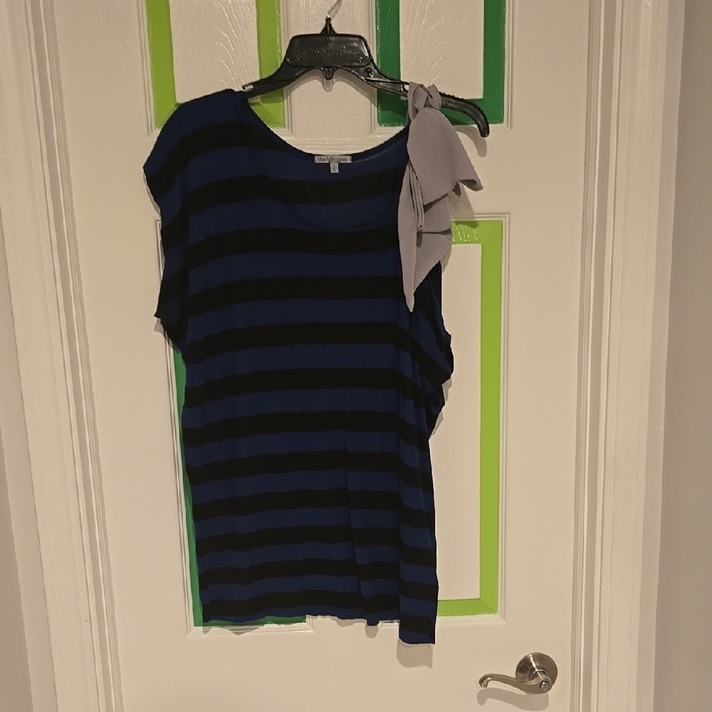 Striped Blue and Black Top With Bow Sleeve Size L